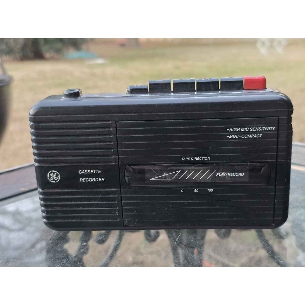 GE 3-5301B Portable Cassette Tape Recorder Player